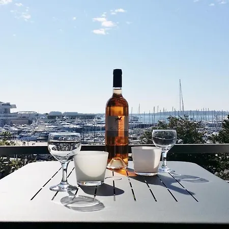 Floor2 Beds W/sea Wiew Cannes